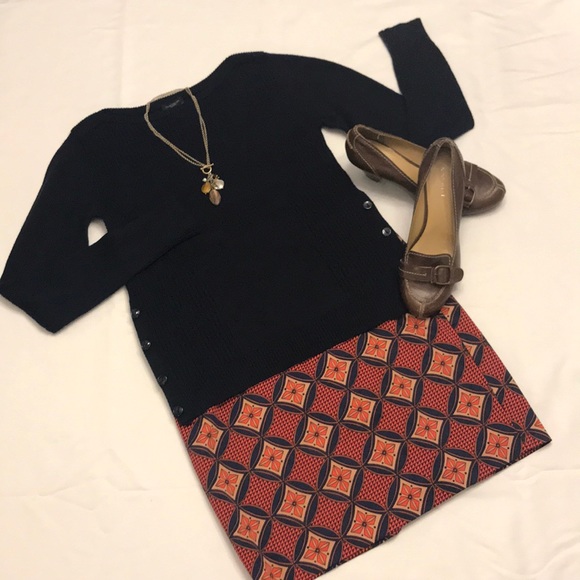 ❌SOLD❌ Ann Taylor Geometric Pencil Skirt - Picture 7 of 7